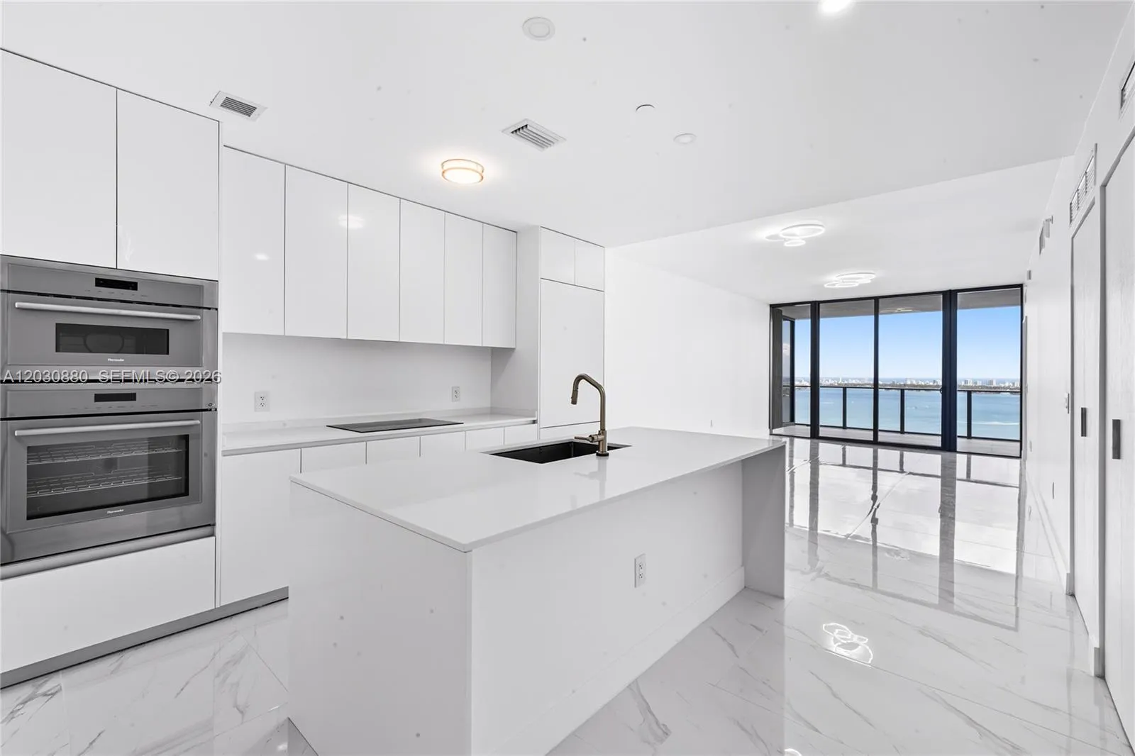 700 NE 24th St # 3502, Miami FL 33137