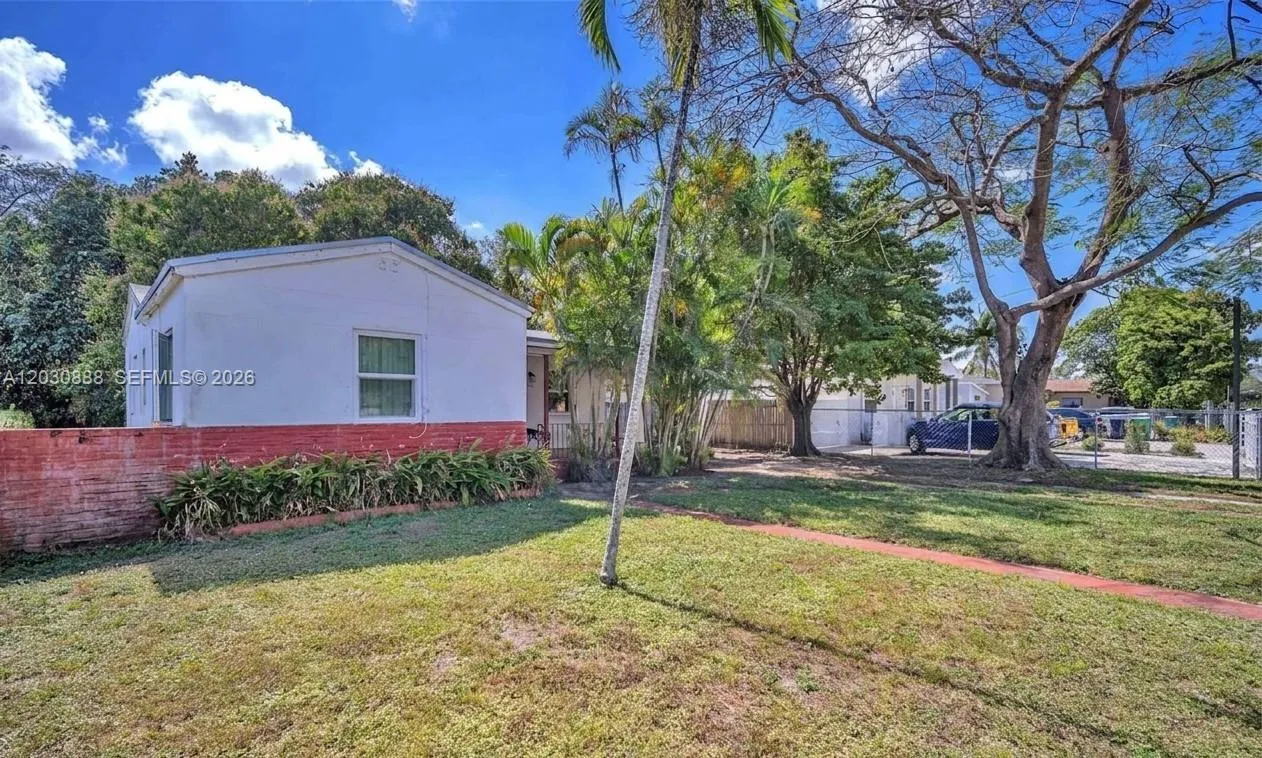 1236 Jann Ave, Opa-Locka FL 33054