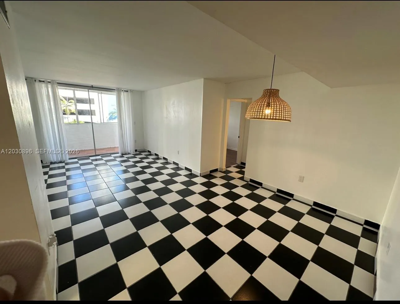 5055 NW 7th St # 409, Miami FL 33126