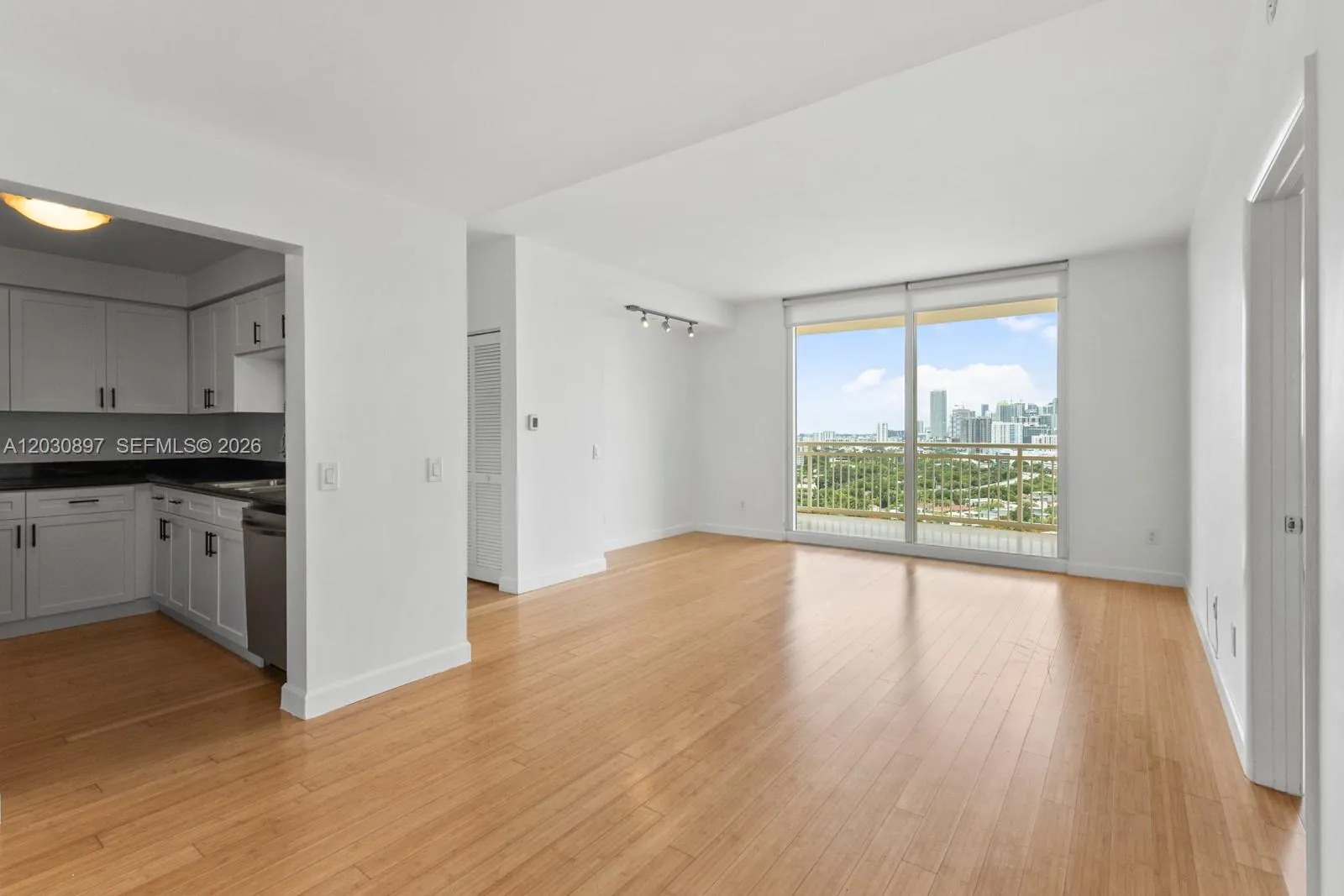 2475 Brickell Ave # 2104, Miami FL 33129