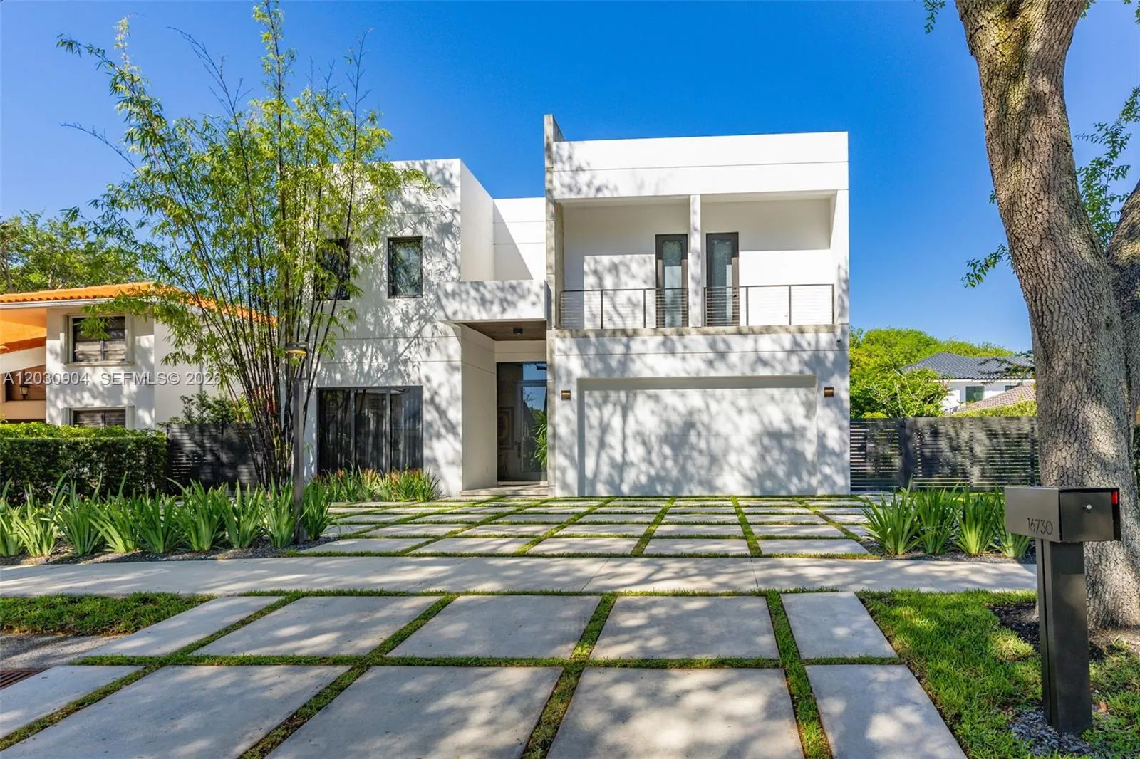 16730 NW 79th Pl, Miami Lakes FL 33016