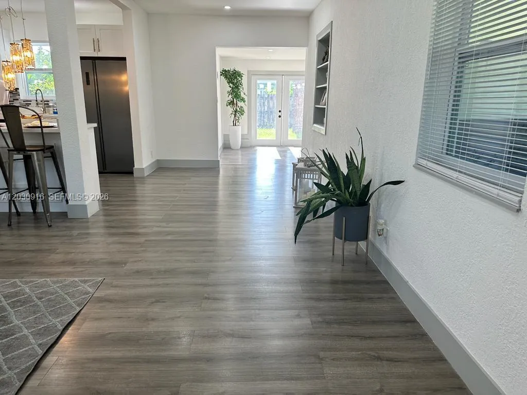 1029 SW 1st Ave, Pompano Beach FL 33060