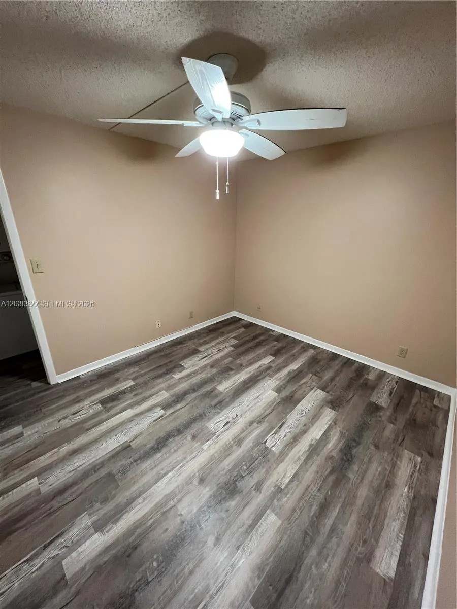 7650 W Mcnab Rd # 204, Tamarac FL 33321