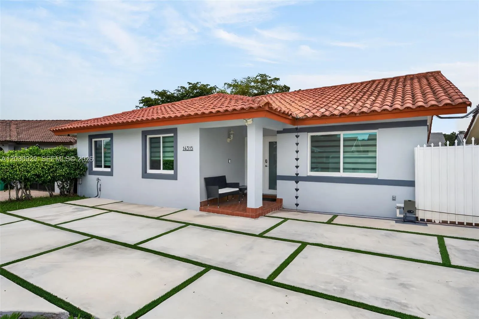 14315 SW 101st St, Miami FL 33186