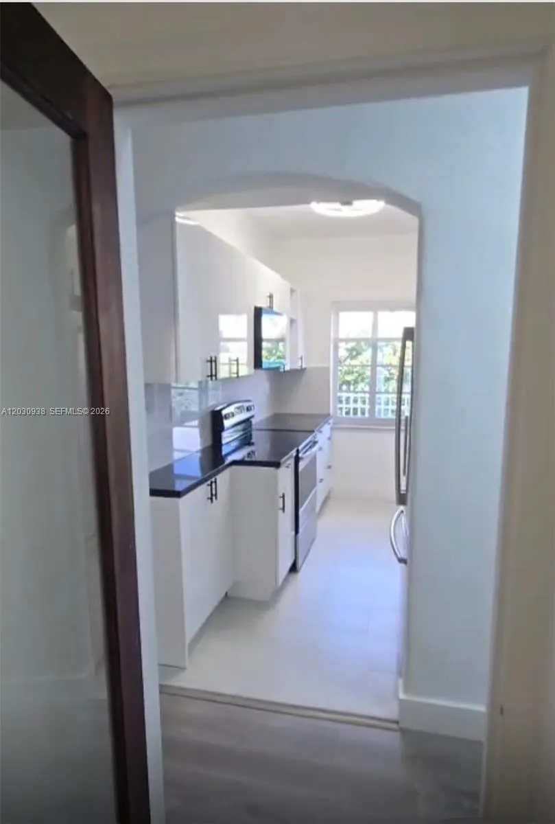 2131 Calais Dr # 7, Miami Beach FL 33141