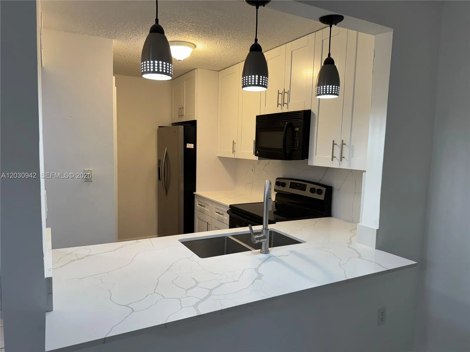 15610 SW 80th St # 105, Miami FL 33193