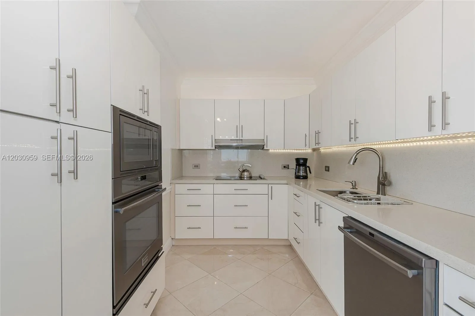 8855 Collins Ave # 8J, Surfside FL 33154