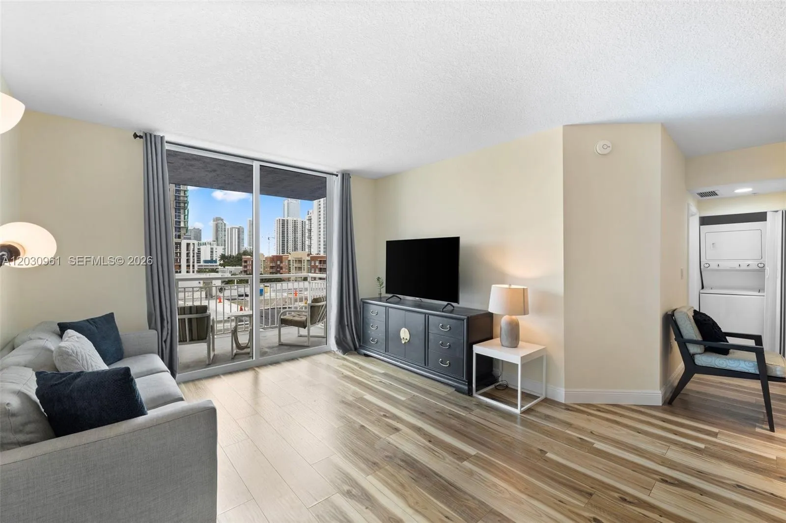 275 NE 18th St # 710, Miami FL 33132