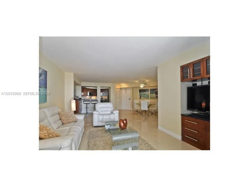 6767 Collins Ave # 206, Miami Beach FL 33141
