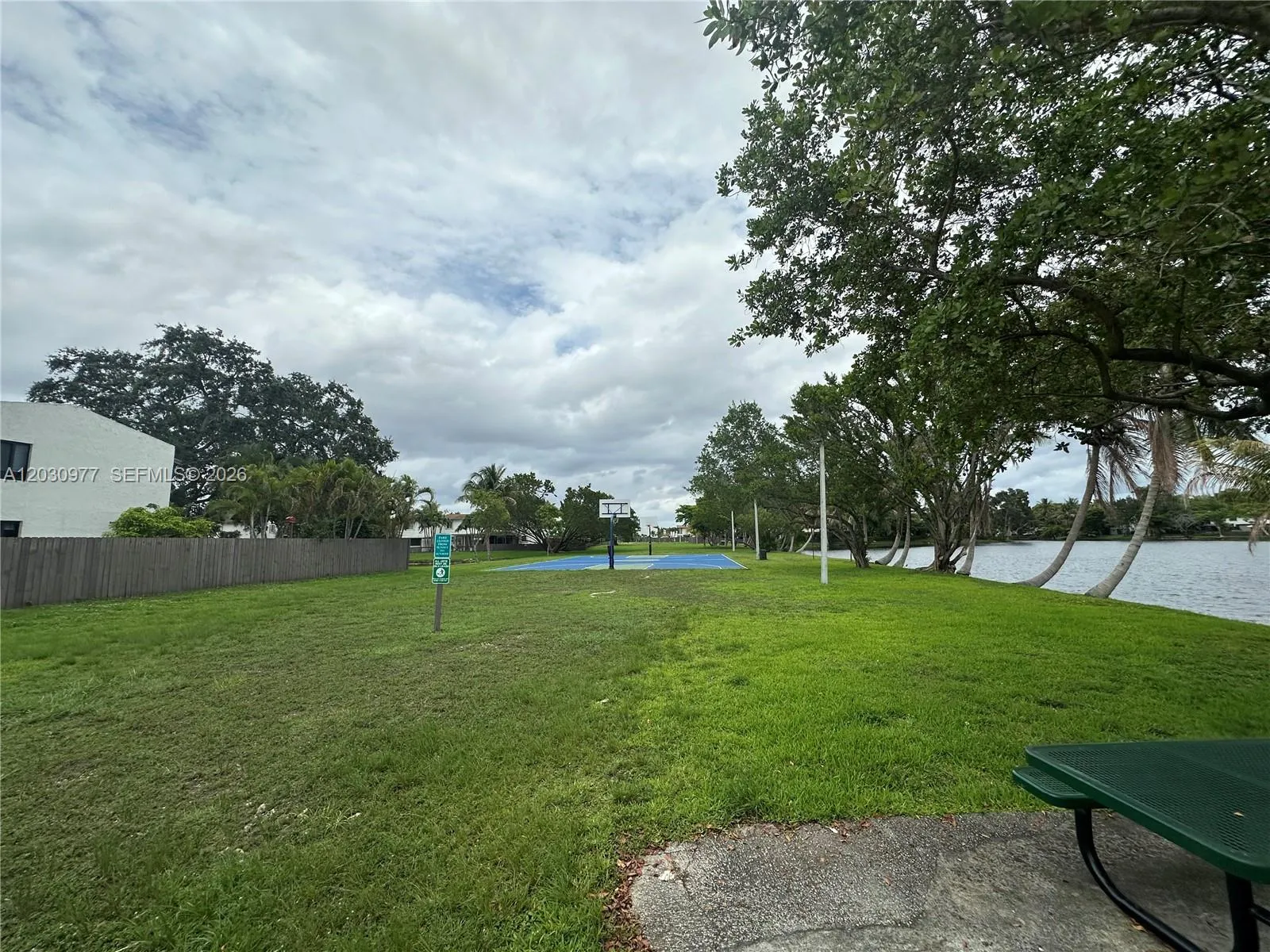 11358 SW 68th Ter, Miami FL 33173