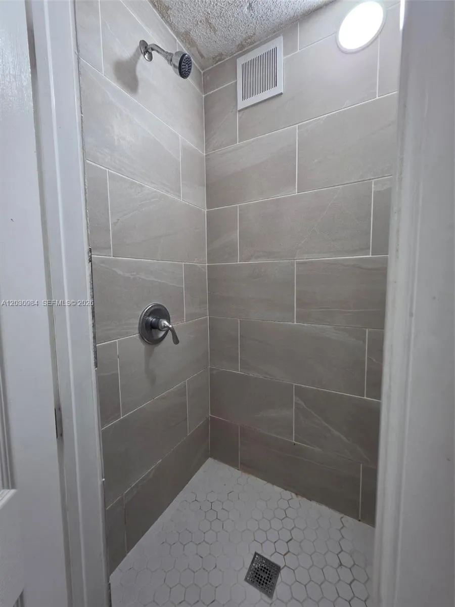 8550 SW 109th Ave # 228, Miami FL 33173