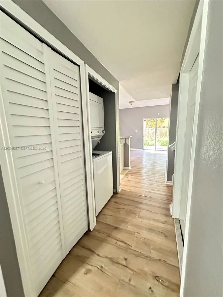687 SW 10TH ST, Florida City FL 33034