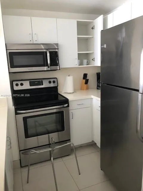 185 SE 14th Ter # 2211, Miami FL 33131