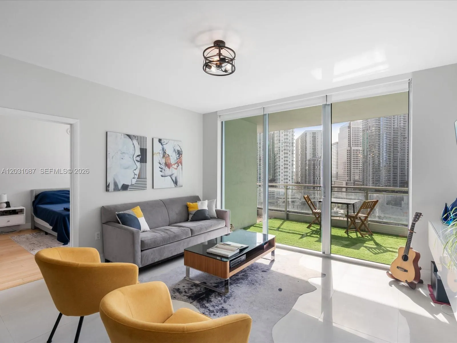 90 SW 3rd St # 2015, Miami FL 33130