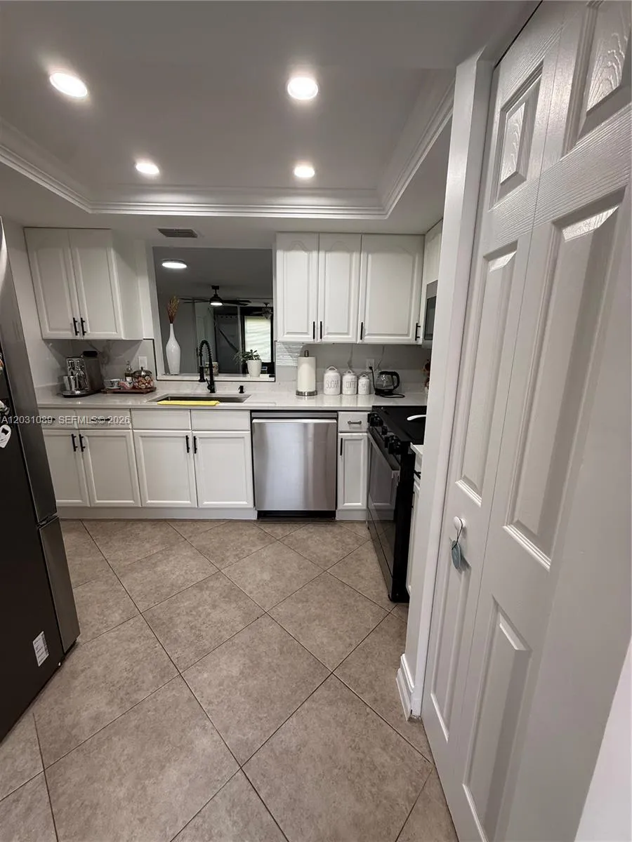 1020 NW 80th Ave # 104, Margate FL 33063