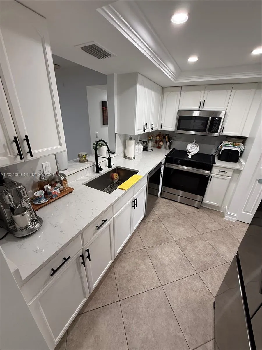 1020 NW 80th Ave # 104, Margate FL 33063