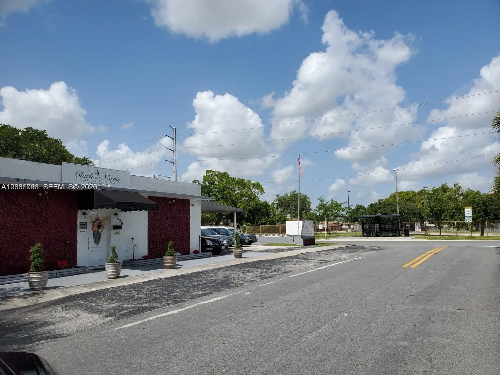 608 SW 12th Ave, Fort Lauderdale FL 33004