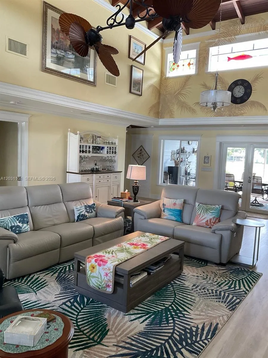 4284 Juniper Ter, Boynton Beach FL 33436