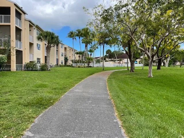 15275 SW 107th Ln # 102, Miami FL 33196