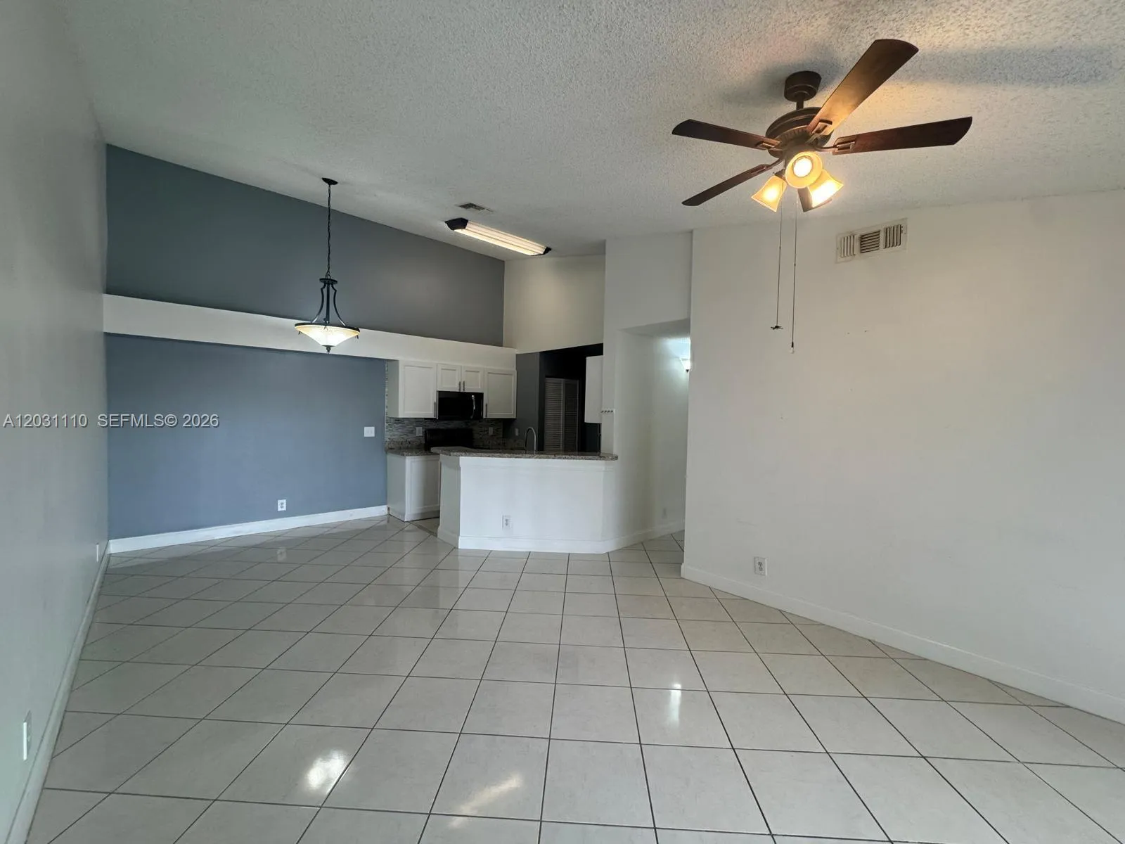 9999 Summerbreeze Dr # 218, Sunrise FL 33322