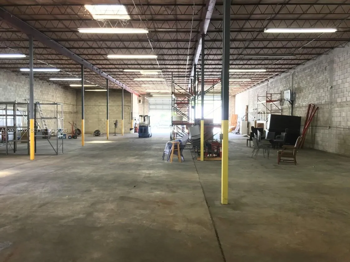 1207 SW 1st Ave, Fort Lauderdale FL 33315