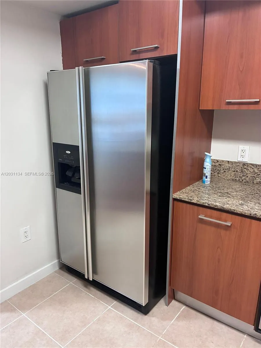 9066 SW 73rd Ct # 1409, Miami FL 33156
