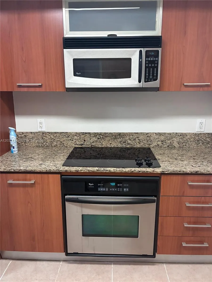 9066 SW 73rd Ct # 1409, Miami FL 33156