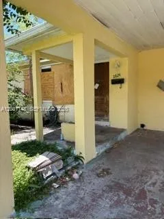 2824 SW 9th St, Fort Lauderdale FL 33312
