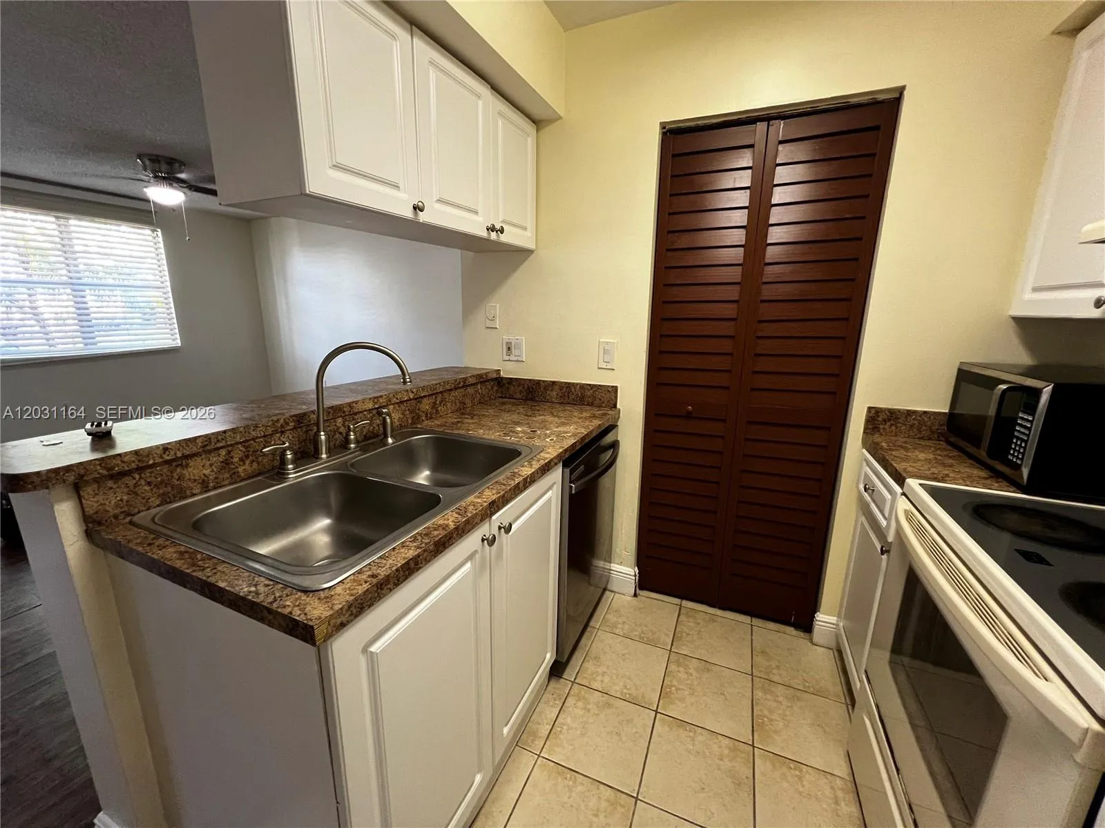 1239 SW 46th Ave # 905, Pompano Beach FL 33069
