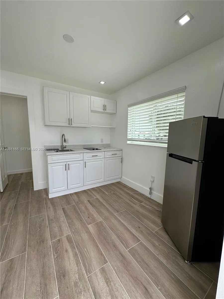 14510 SW 105th Ave # 1, Miami FL 33176