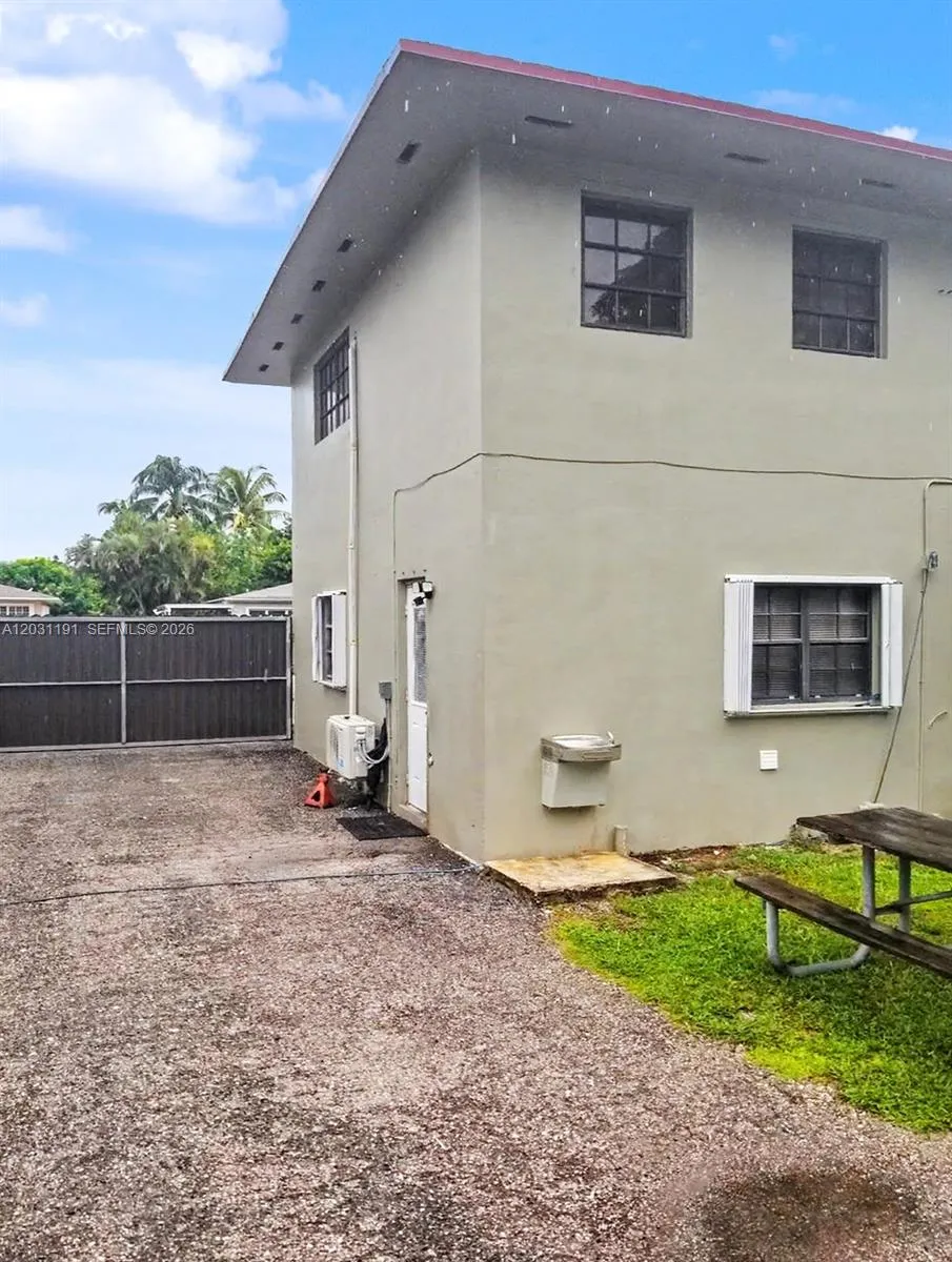 14411 NW 15th Dr, Miami FL 33167