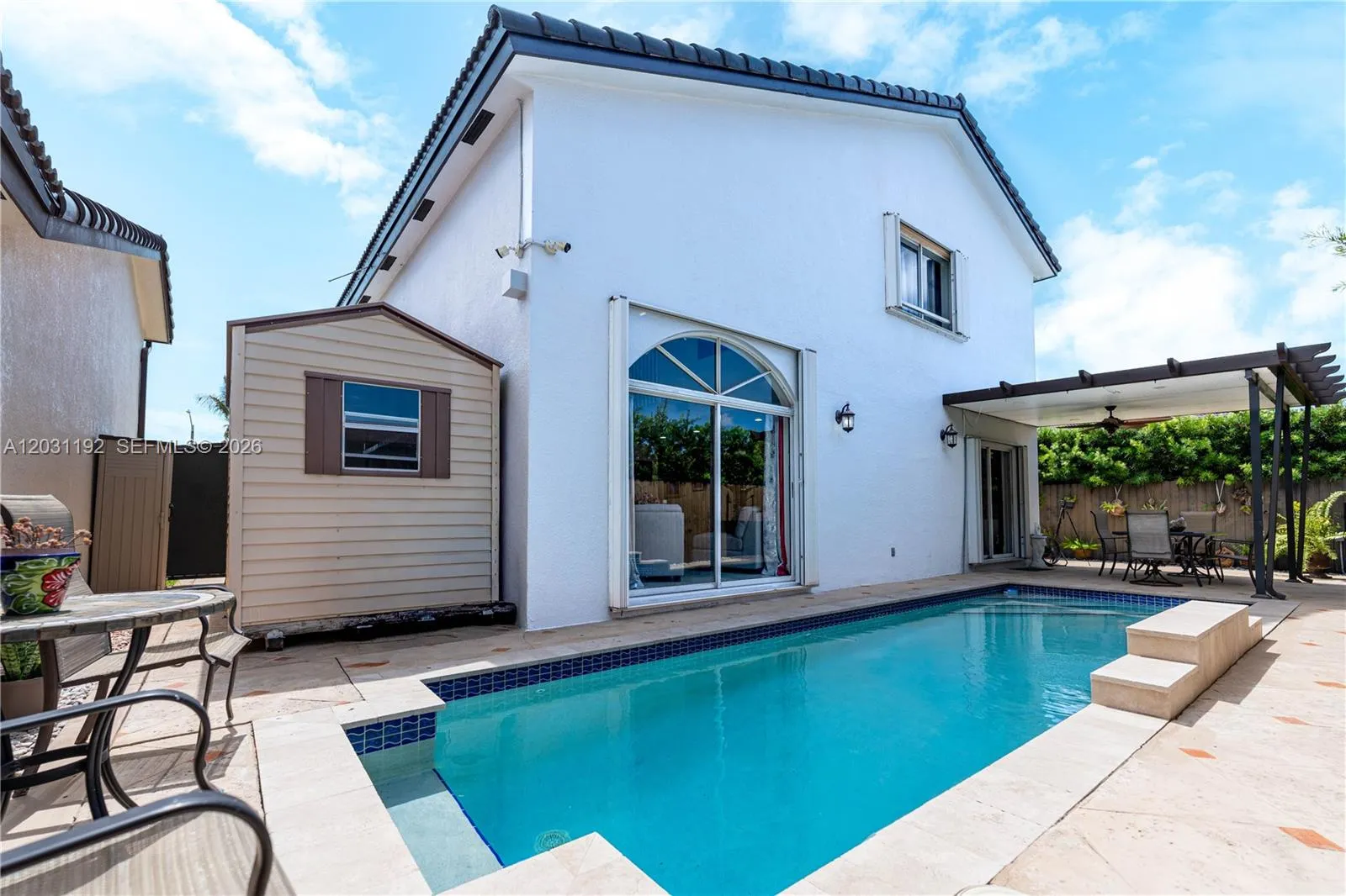 1084 SW 142nd Pl, Miami FL 33184