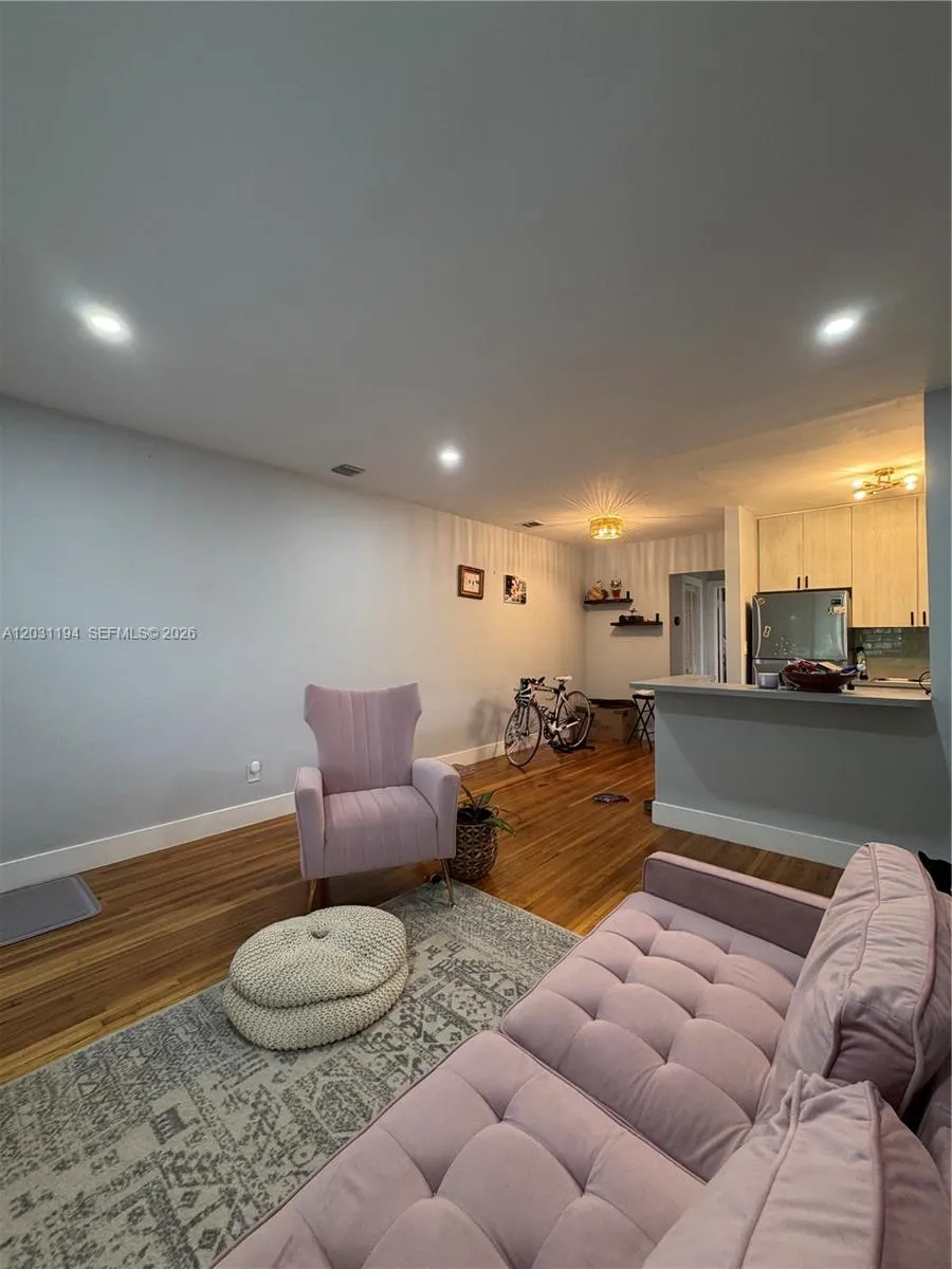 1155 NE 111th St, Miami FL 33161