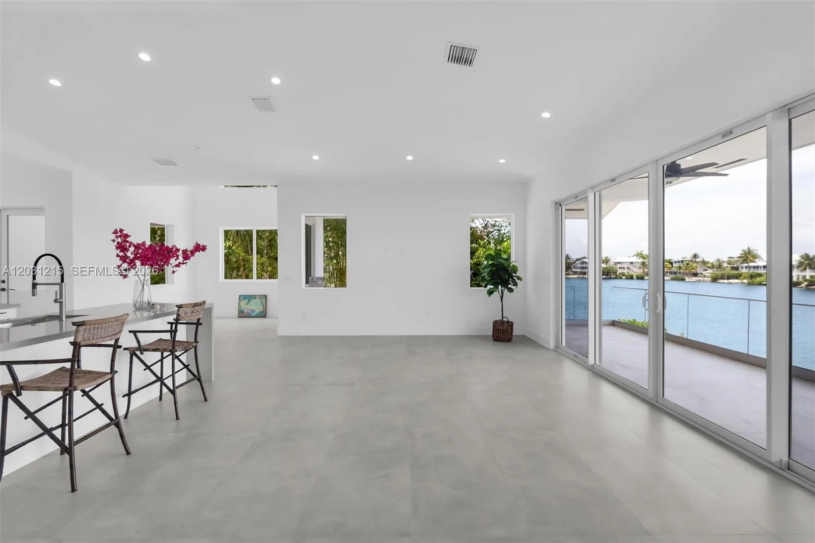38 N Bounty Ln, Key Largo FL 33037