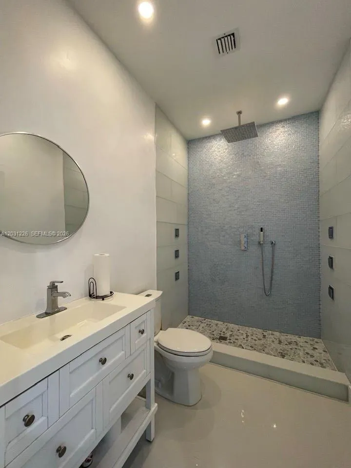 17304 Walker Ave # 100, Miami FL 33157