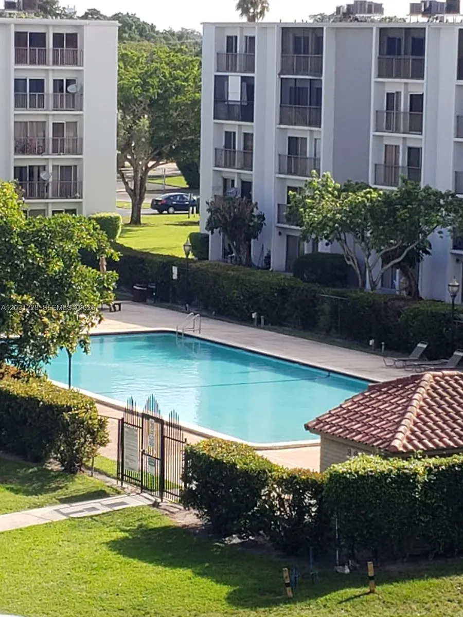 8750 N Sherman Cir # 507, Miramar FL 33025