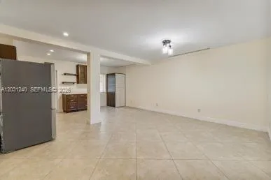 2016 NE 14th Ct # 1, Fort Lauderdale FL 33304
