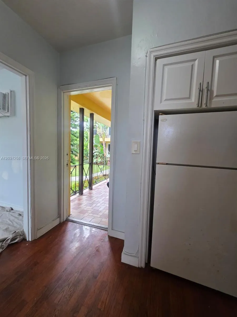 8024 Harding Ave # 1A, Miami Beach FL 33141