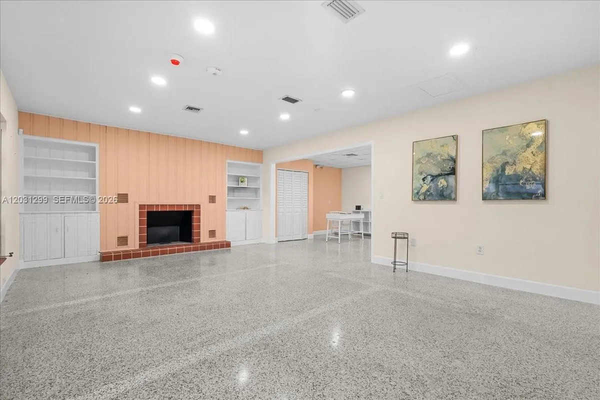 969 N Krome Ave, Homestead FL 33030