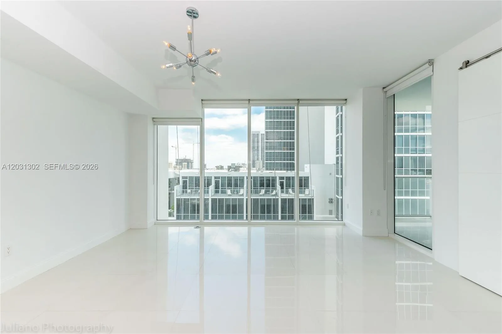 1040 Biscayne Blvd # 1205, Miami FL 33132
