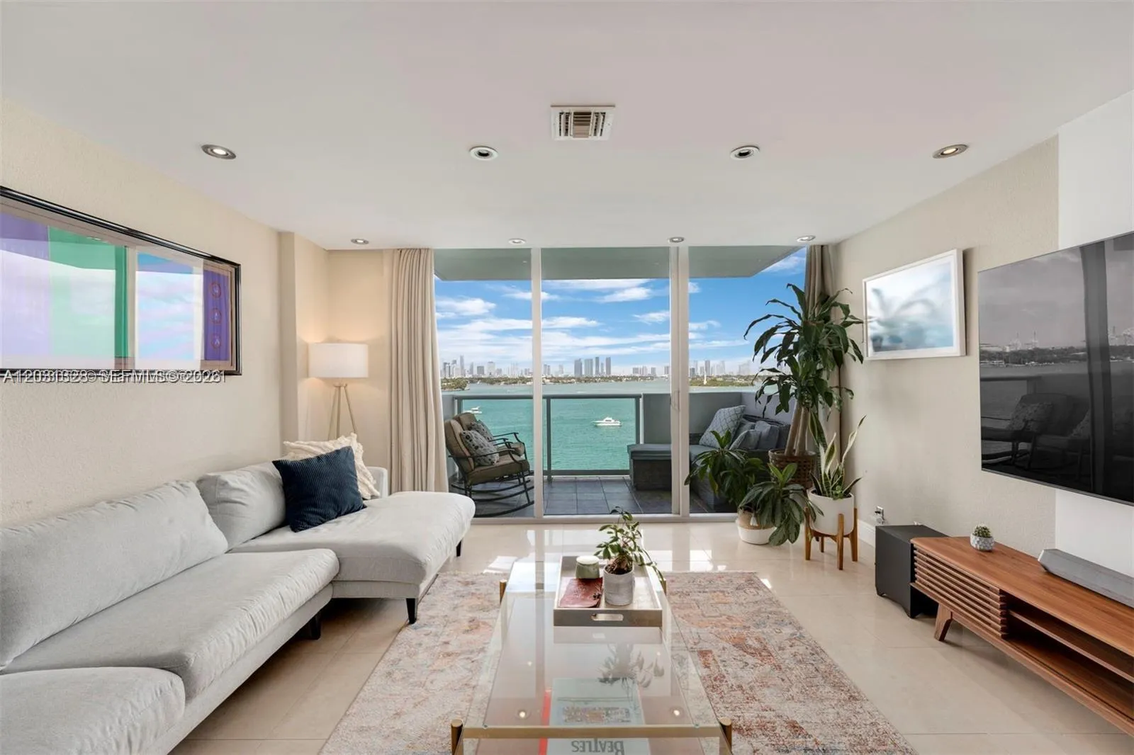 1200 West Ave # 725, Miami Beach FL 33139