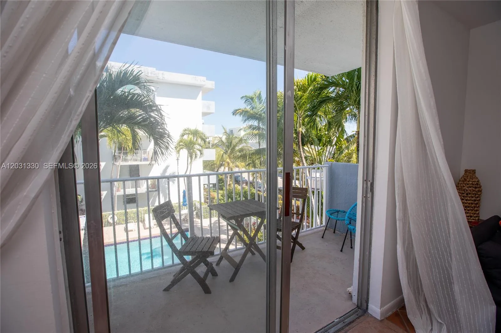 1801 S Treasure Dr # 321, North Bay Village FL 33141