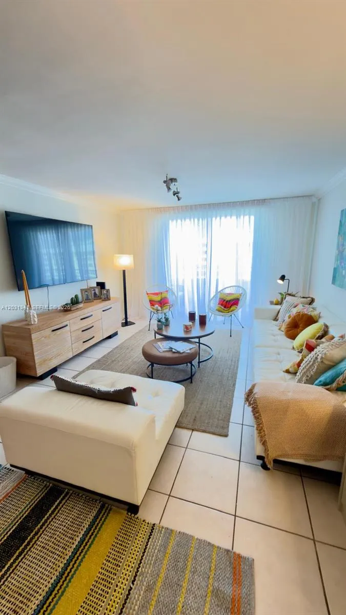 5555 Collins Ave # 16W, Miami Beach FL 33140