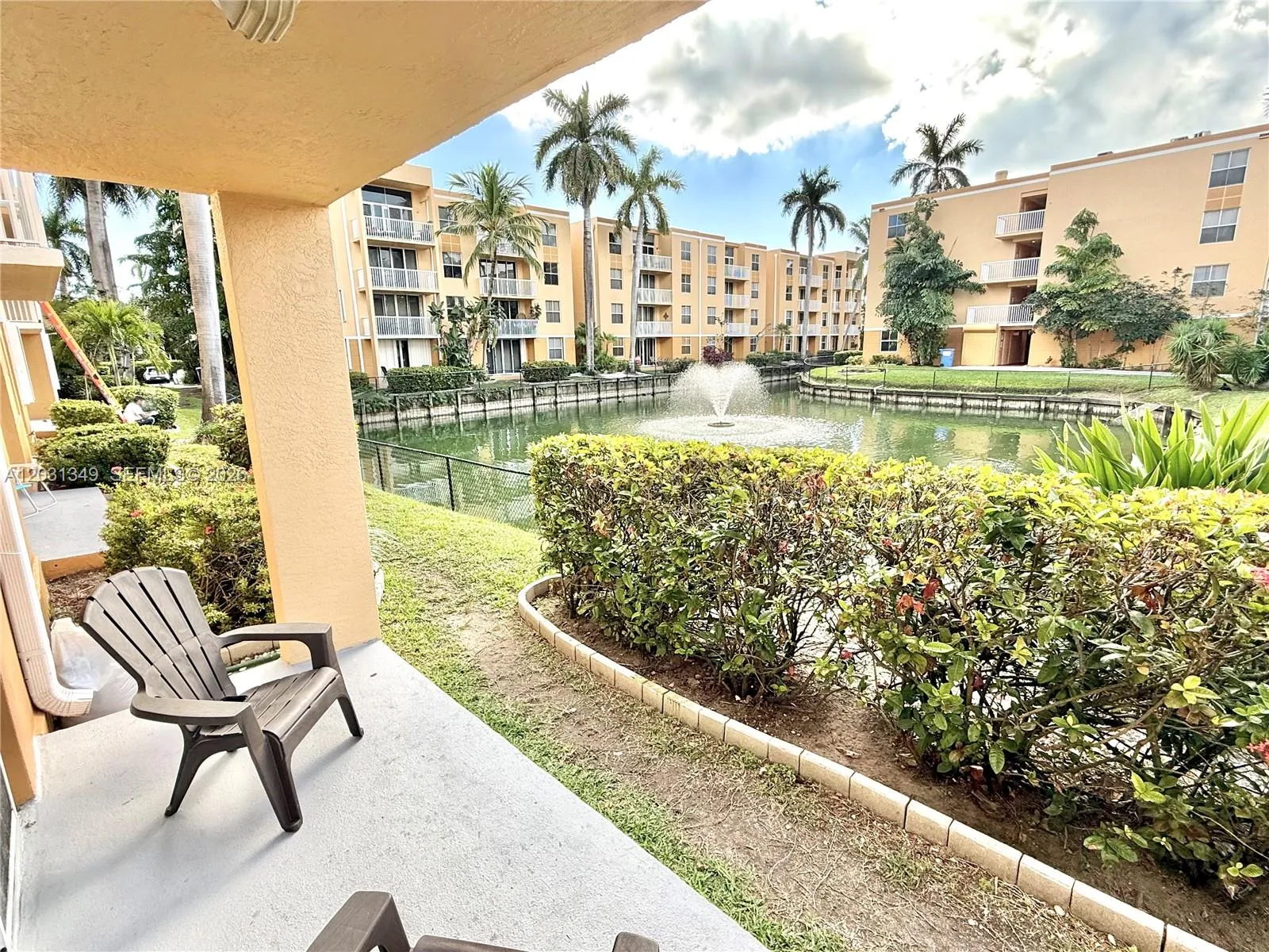 1341 SE 3rd Ave # 102, Dania Beach FL 33004