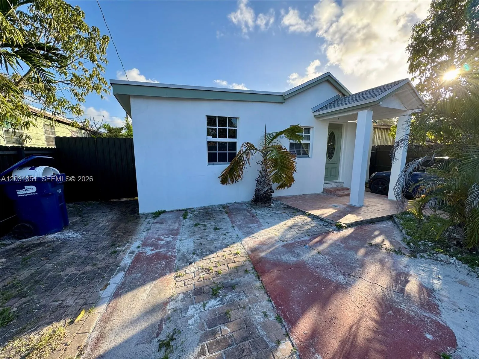 2326 NW 59th St, Miami FL 33142