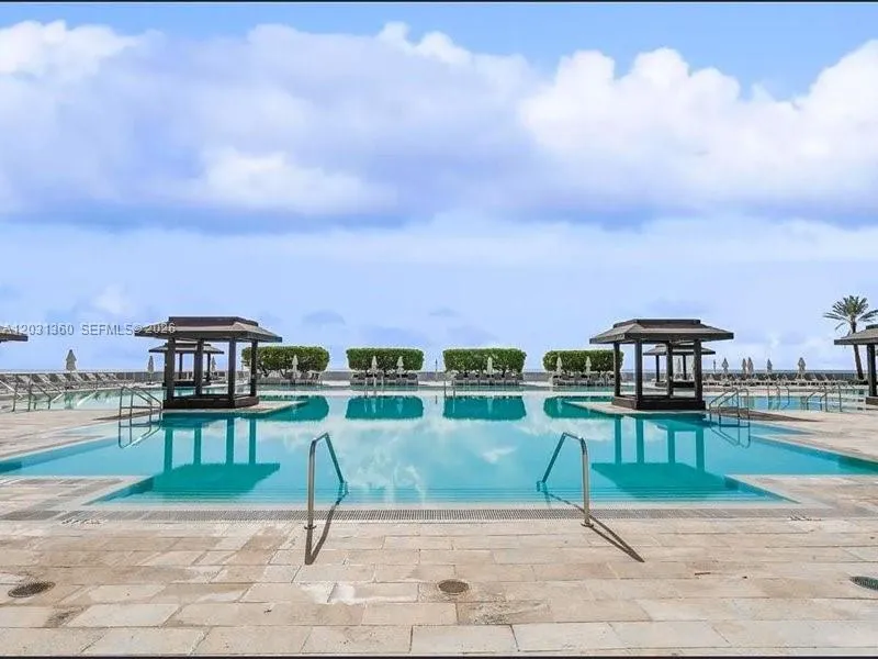 1800 S Ocean Dr # 3101, Hallandale Beach FL 33009