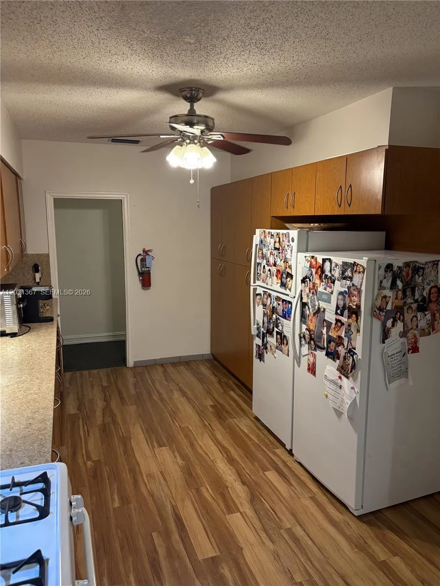 11715 SW 87th Ave, Miami FL 33176