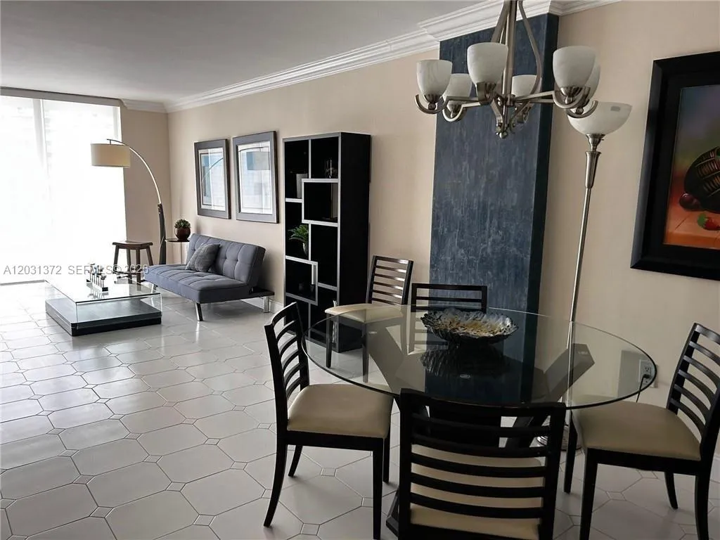 2851 NE 183 St # 1014E, Aventura FL 33160