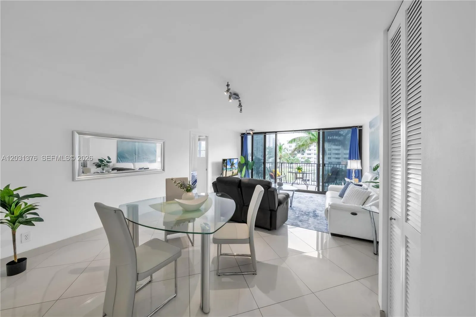2101 S Ocean Dr # 204, Hollywood FL 33019