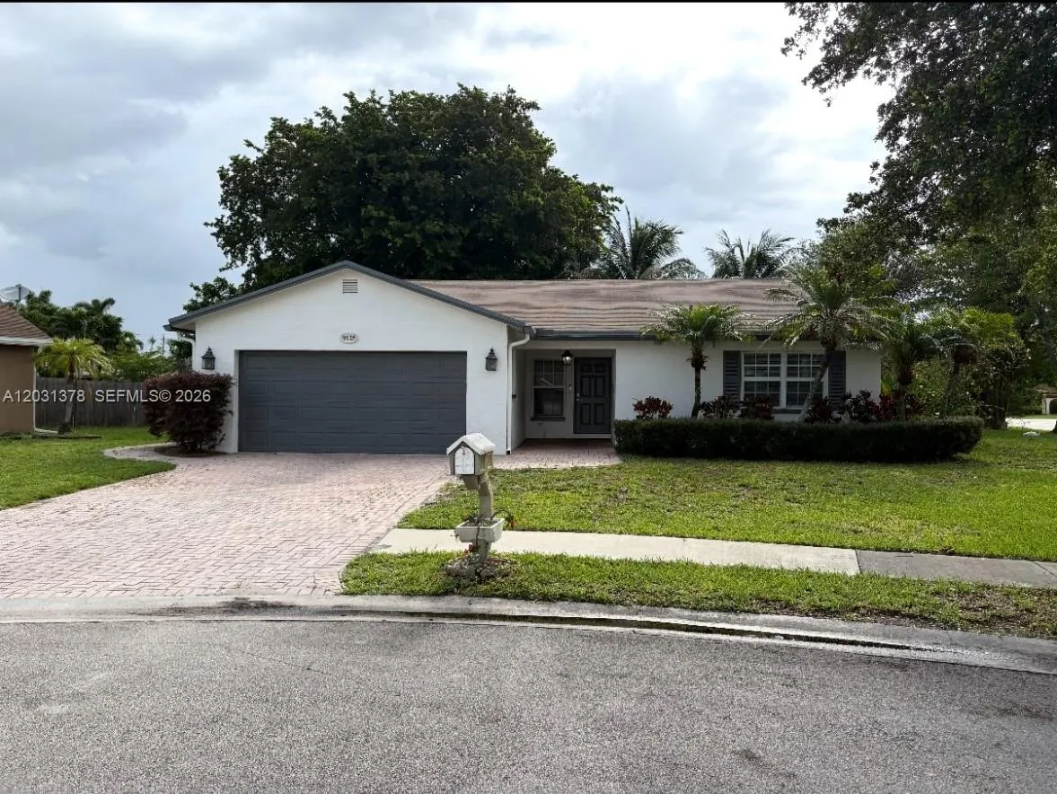 9125 SW 16th Rd E, Boca Raton FL 33428